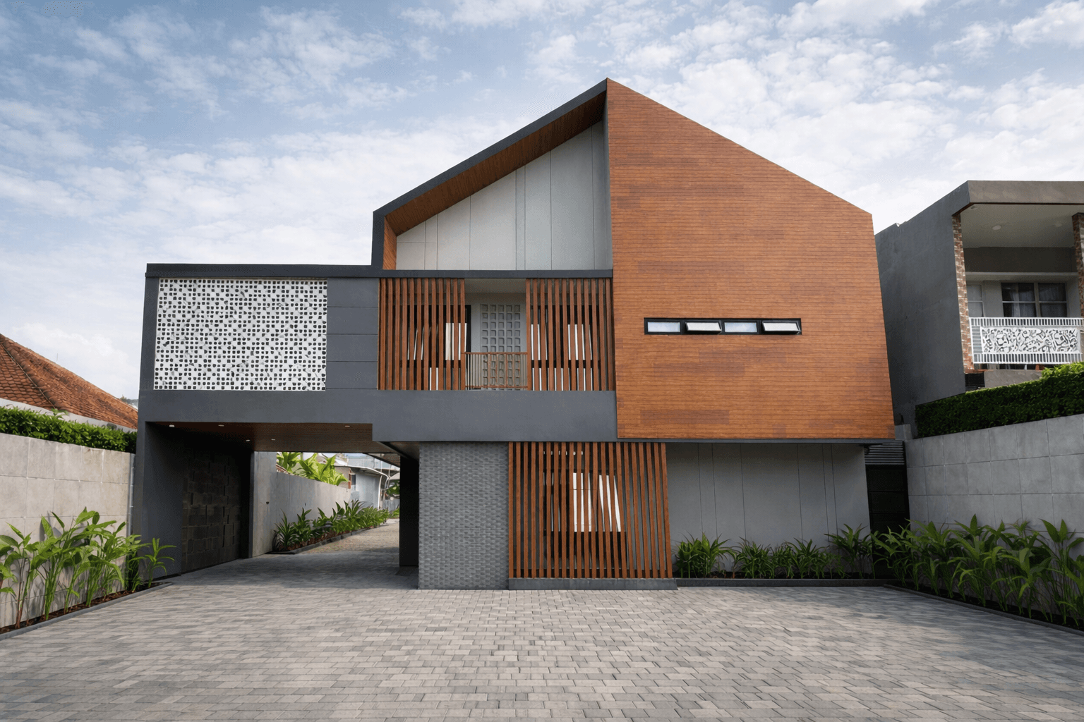 Elevee Home Damara
